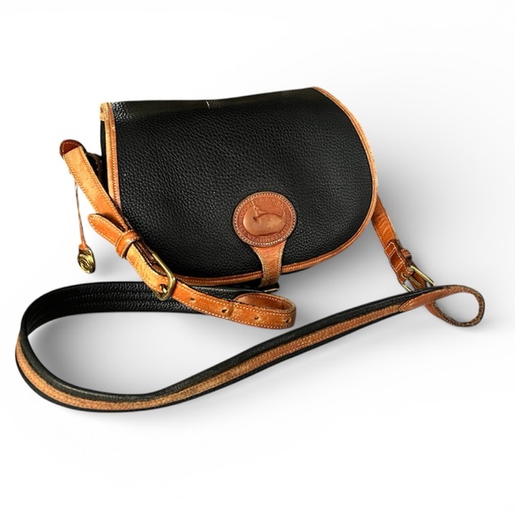 Dooney & Bourke Black Tan All Weather Pebbled Leather Crossbody Saddle Bag USA - Picture 9 of 16